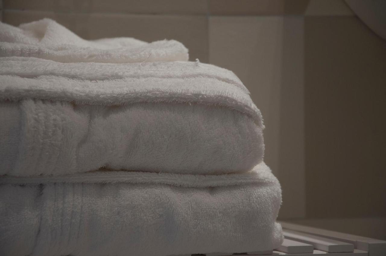 Hotel Ondina E Milazzo チェルヴィア エクステリア 写真