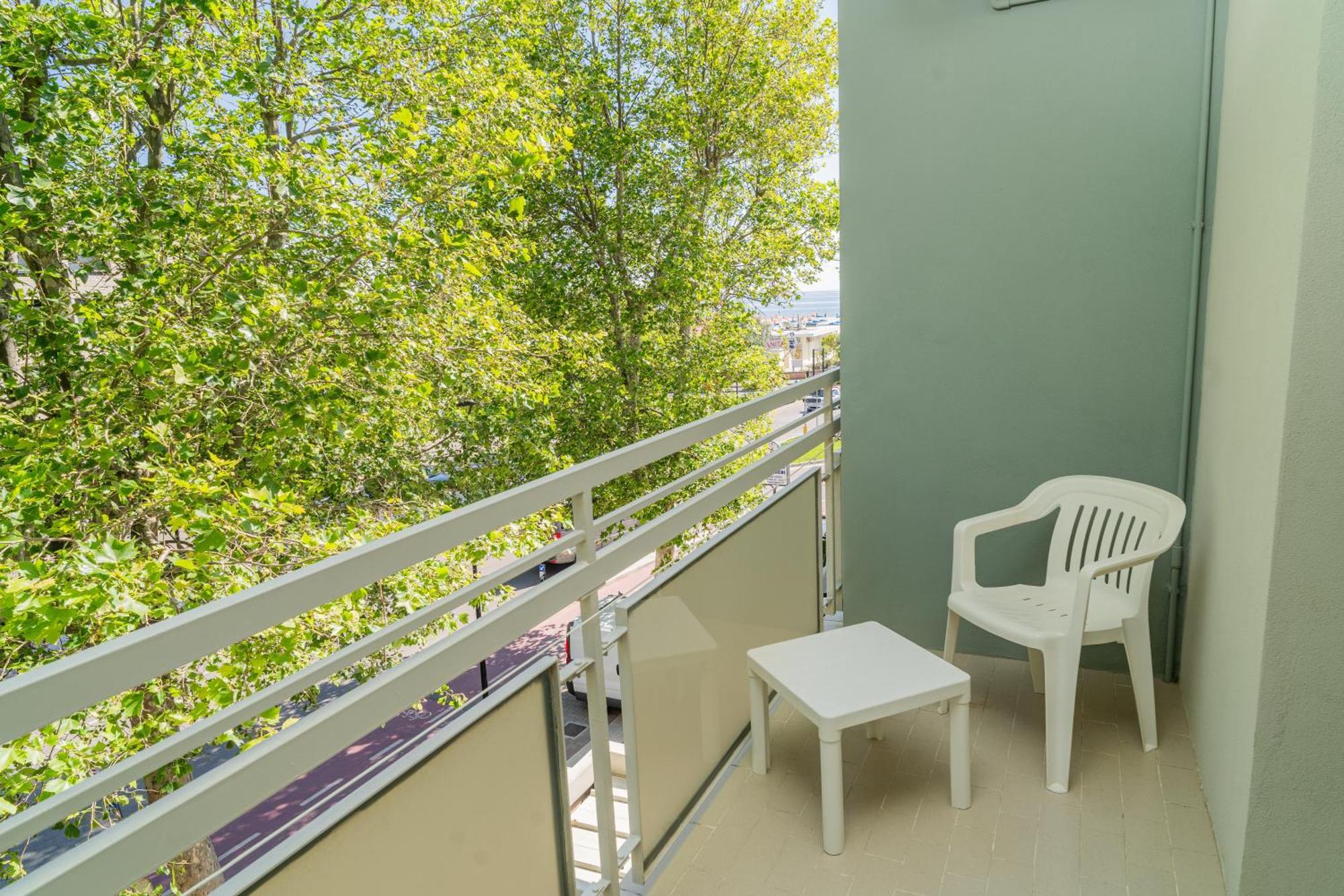 Hotel Ondina E Milazzo チェルヴィア エクステリア 写真